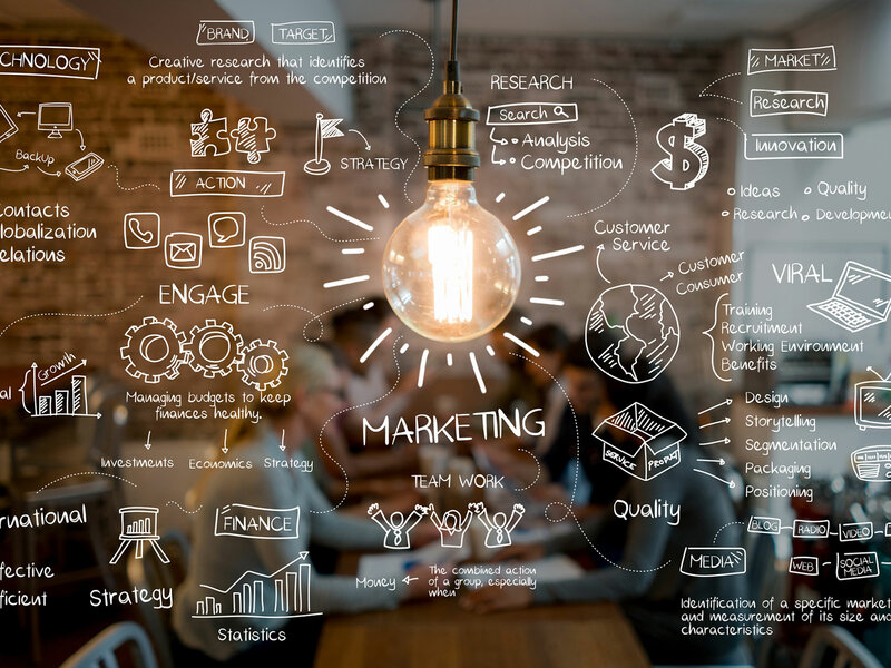 Specialization Course in Marketing and Communication - IED Milano 